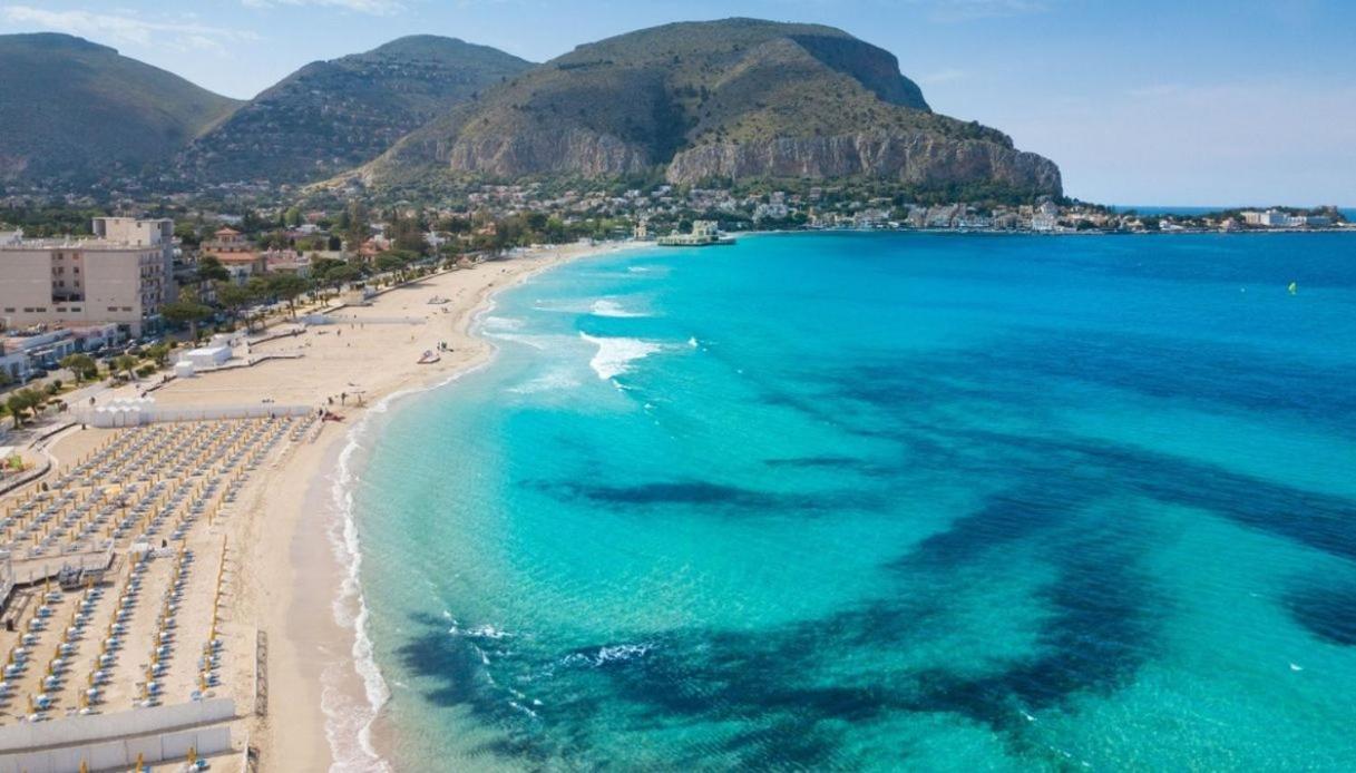 Апартаменты Casa Viola Elegante E Sul Mare Di Mondello Палермо Экстерьер фото
